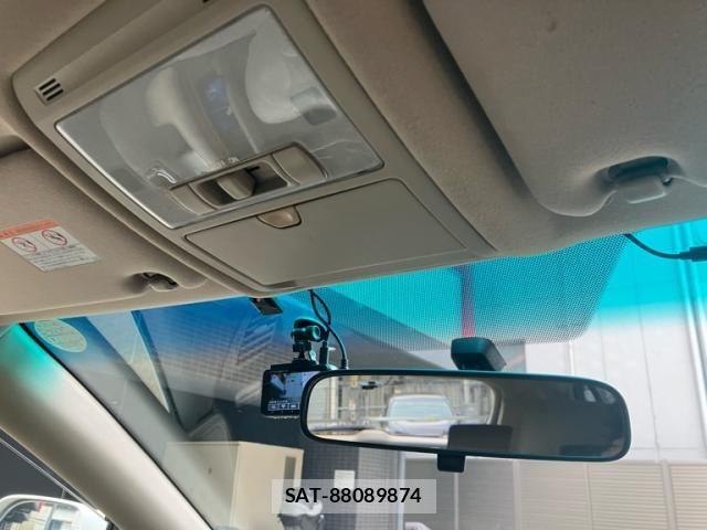 Toyota HARRIER 2007-10 8829274-21