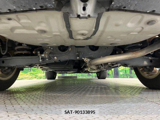 Toyota HARRIER 2015-01 8829270-19
