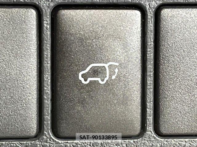 Toyota HARRIER 2015-01 8829270-6