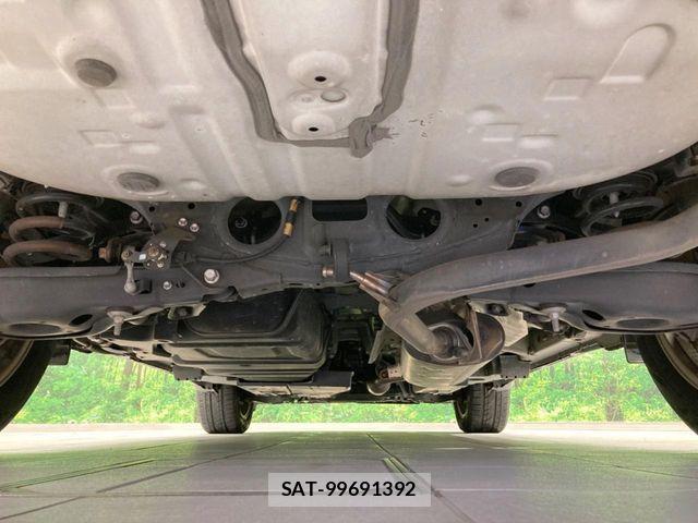 Toyota HARRIER 2018-02 8829264-18