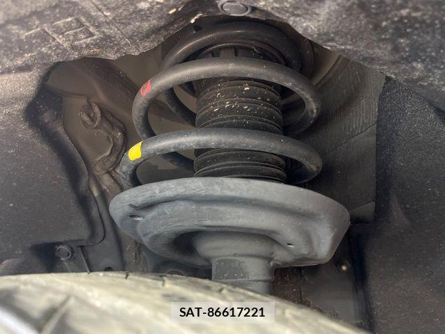 Toyota HARRIER 2023-08 8829256-19