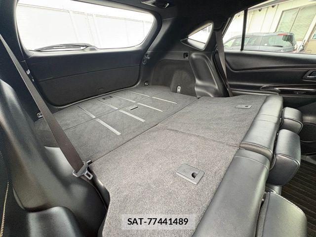 Toyota HARRIER 2018-06 8829255-19