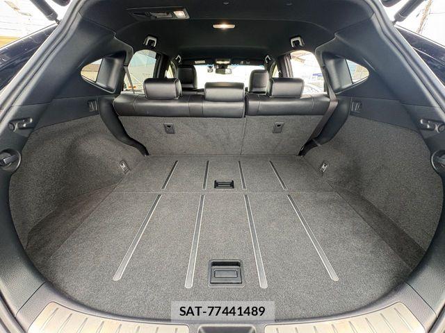Toyota HARRIER 2018-06 8829255-6