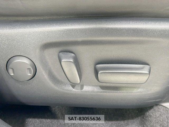 Toyota HARRIER 2018-07 8829265-5
