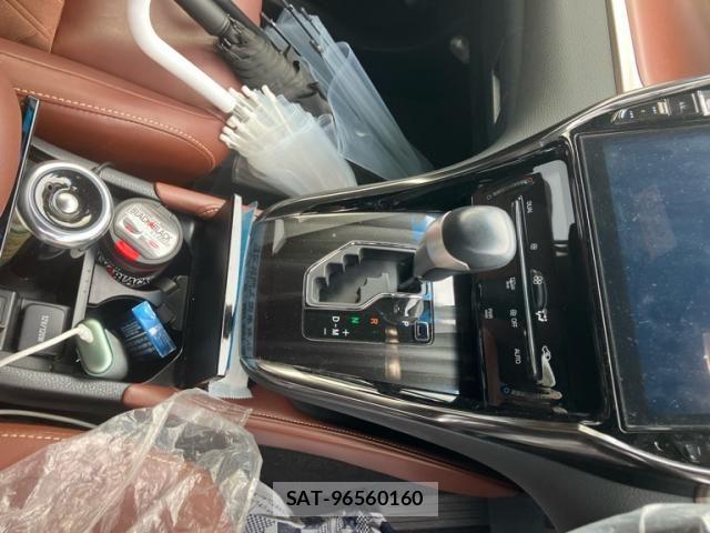 Toyota HARRIER 2019-09 8829257-14