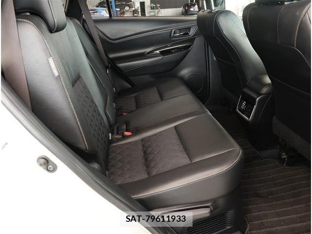 Toyota HARRIER 2018-01 8829268-15