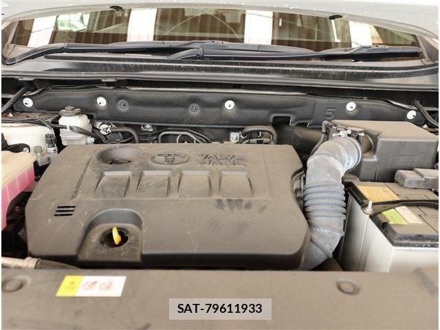 Toyota HARRIER 2018-01 8829268-20