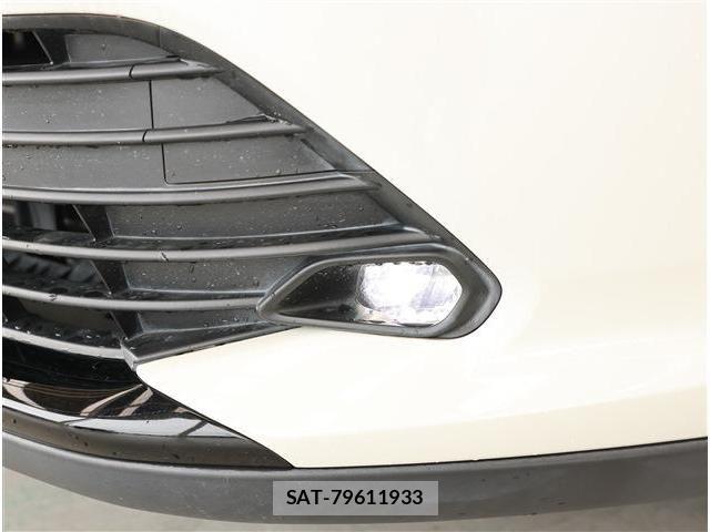 Toyota HARRIER 2018-01 8829268-27