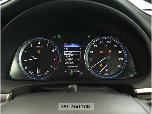 Toyota HARRIER 2018-01 8829268-7