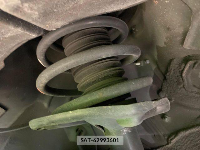 Toyota HARRIER 2015-02 8829269-18