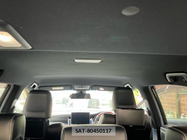 Toyota HARRIER 2018-05 8829273-14