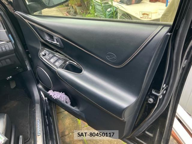Toyota HARRIER 2018-05 8829273-19