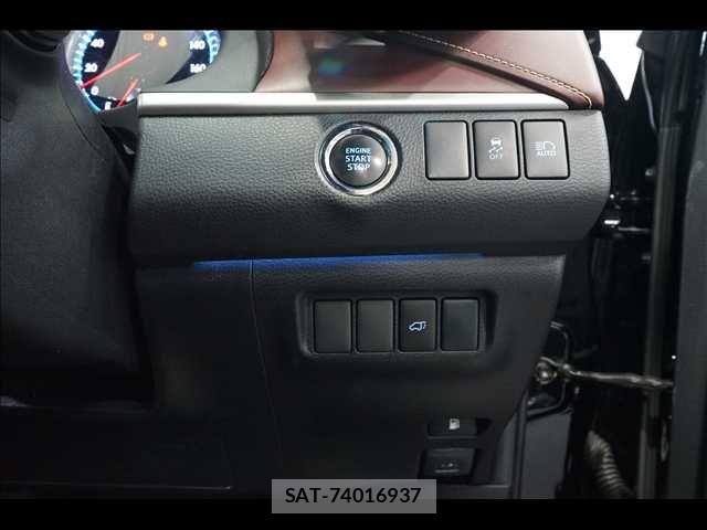 Toyota HARRIER 2017-03 8829267-13