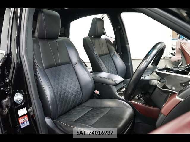 Toyota HARRIER 2017-03 8829267-16