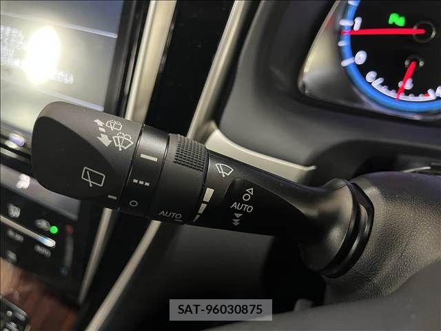 Toyota HARRIER 2017-03 8829262-16