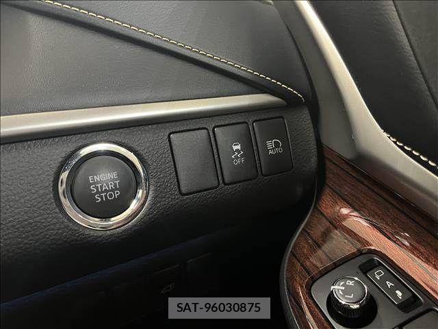 Toyota HARRIER 2017-03 8829262-20