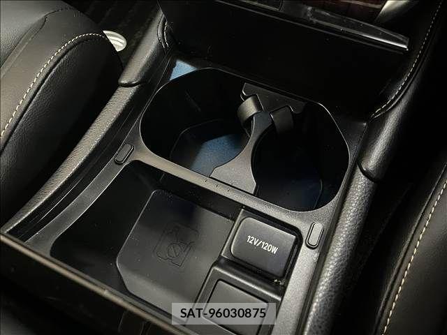 Toyota HARRIER 2017-03 8829262-24