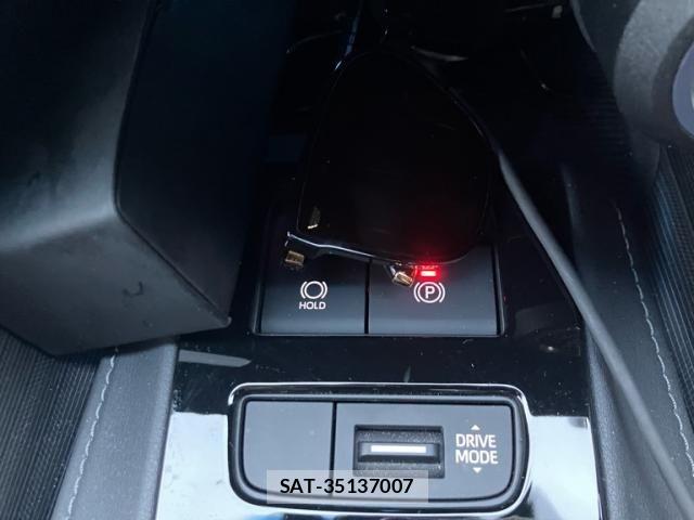 Toyota HARRIER 2023-06 8849187-27
