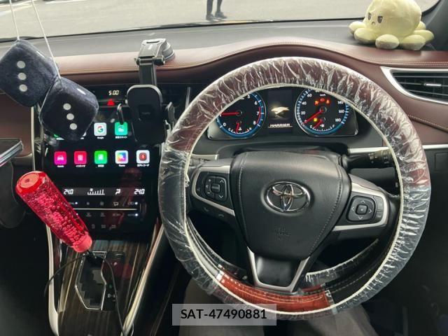 Toyota HARRIER 2014-09 8849210-19