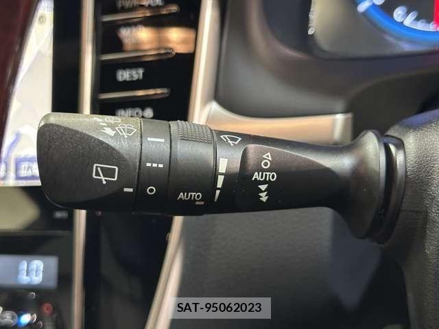 Toyota HARRIER 2014-03 8849206-12