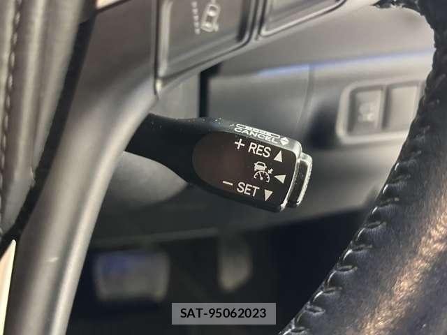 Toyota HARRIER 2014-03 8849206-14