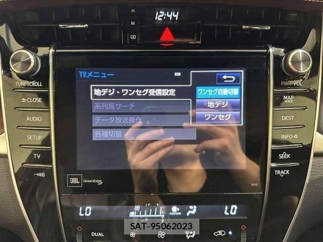 Toyota HARRIER 2014-03 8849206-22
