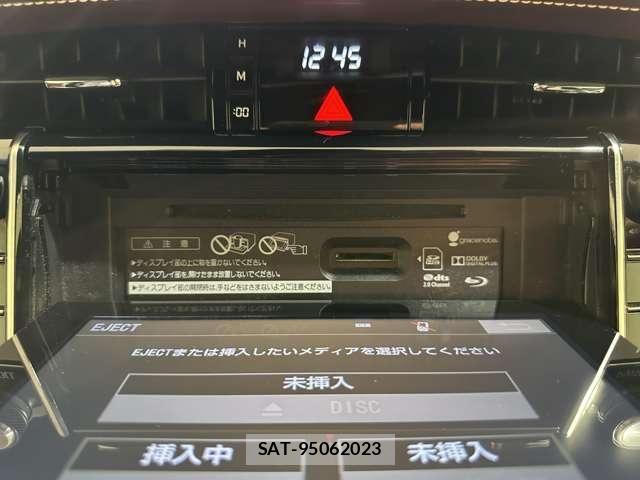 Toyota HARRIER 2014-03 8849206-24