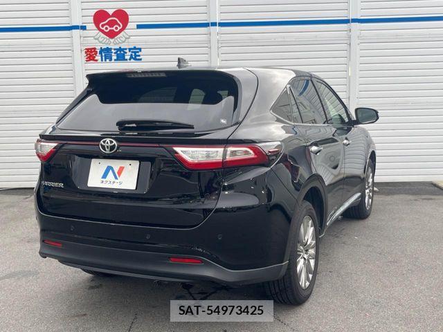 Toyota HARRIER 2019-02 8848902-19