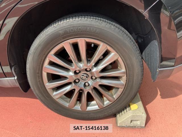 Toyota HARRIER 2014-03 8849211-7