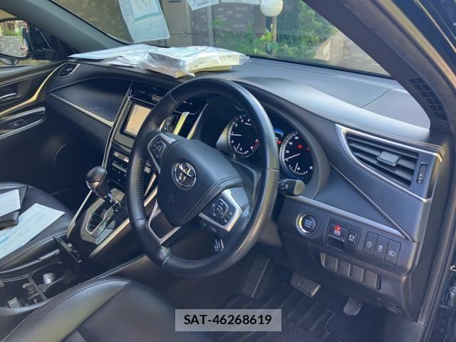 Toyota HARRIER 2018-06 8849208-15