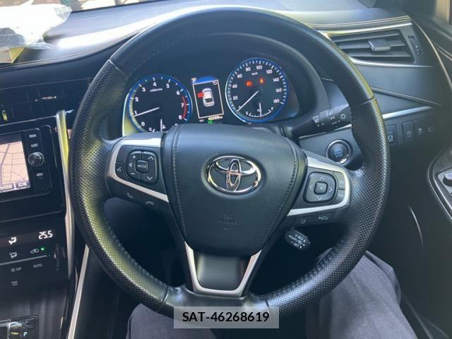 Toyota HARRIER 2018-06 8849208-18