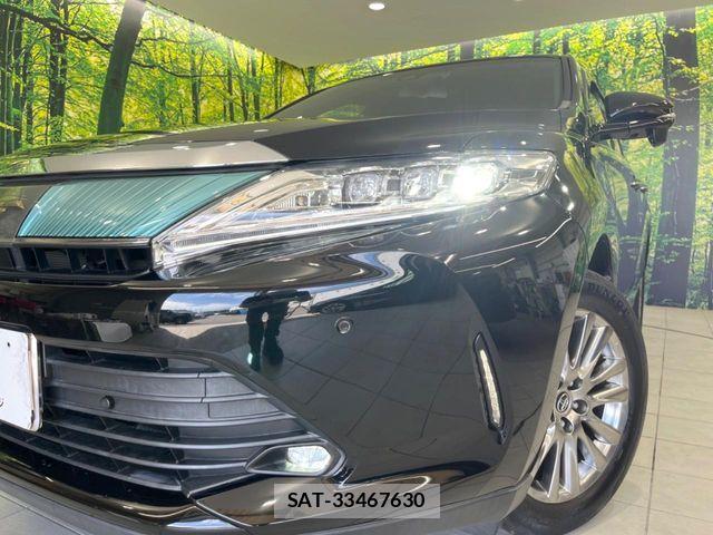 Toyota HARRIER 2018-04 8849204-11
