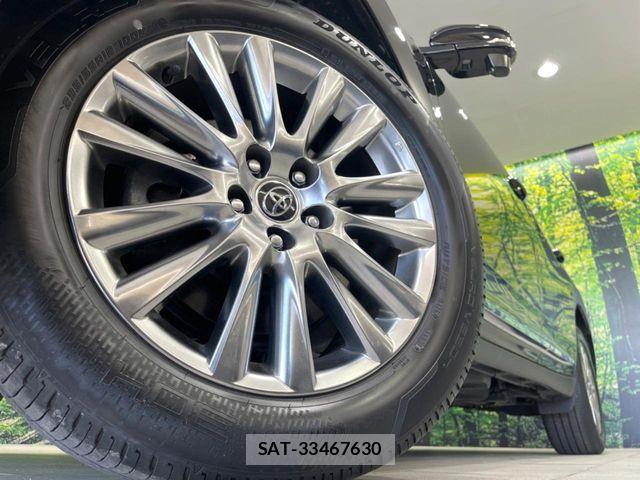 Toyota HARRIER 2018-04 8849204-12