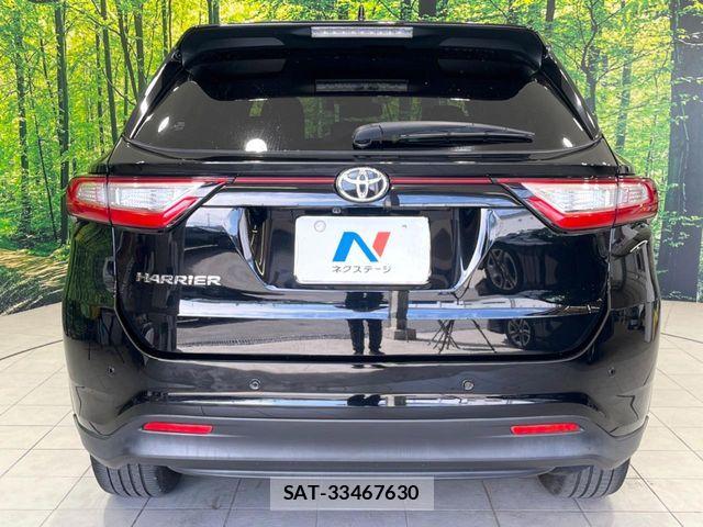 Toyota HARRIER 2018-04 8849204-14