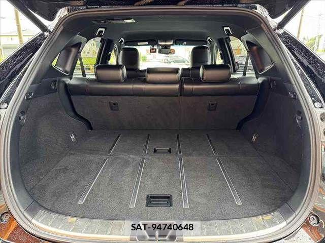 Toyota HARRIER 2018-04 8849202-19