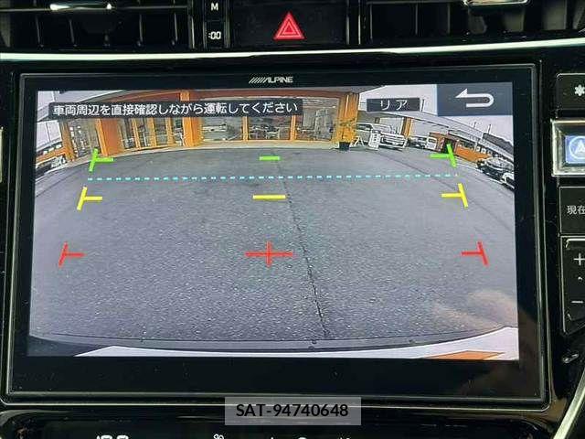 Toyota HARRIER 2018-04 8849202-22