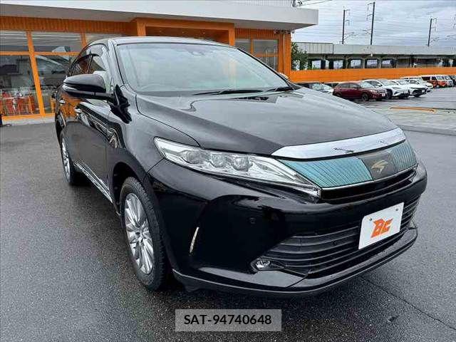 Toyota HARRIER 2018-04 8849202-7
