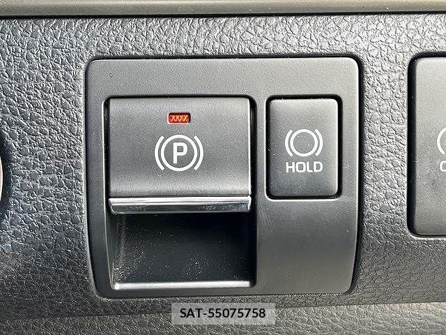 Toyota HARRIER 2018-06 8871096-21