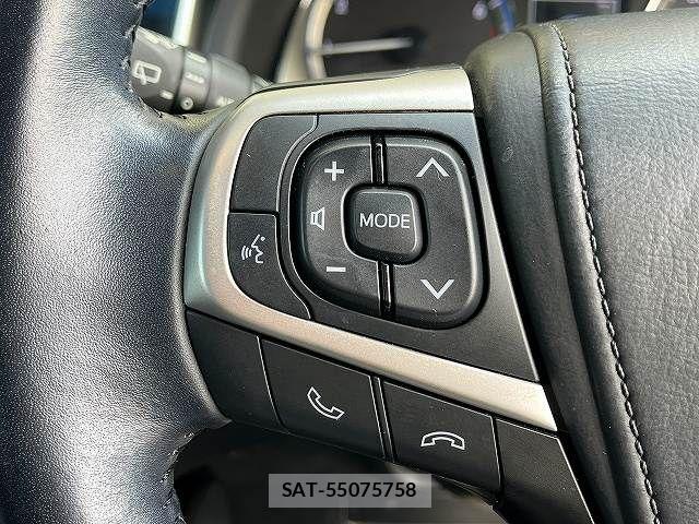 Toyota HARRIER 2018-06 8871096-24