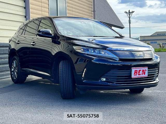 Toyota HARRIER 2018-06 8871096-2