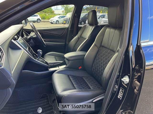 Toyota HARRIER 2018-06 8871096-8