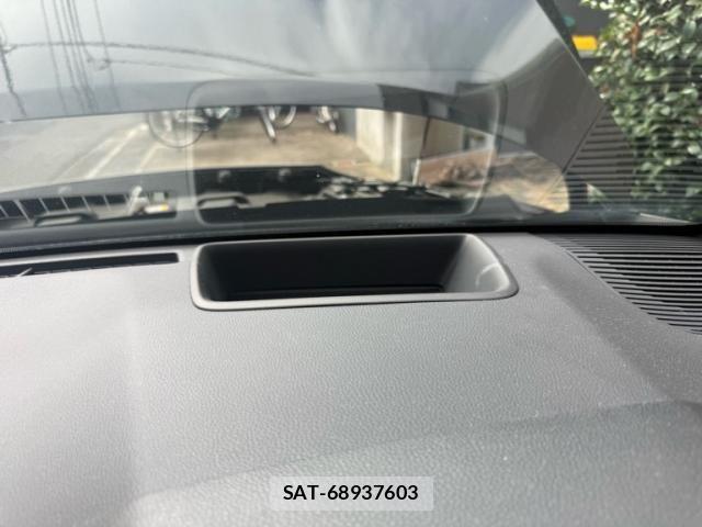 Toyota HARRIER 2023-10 8871092-25
