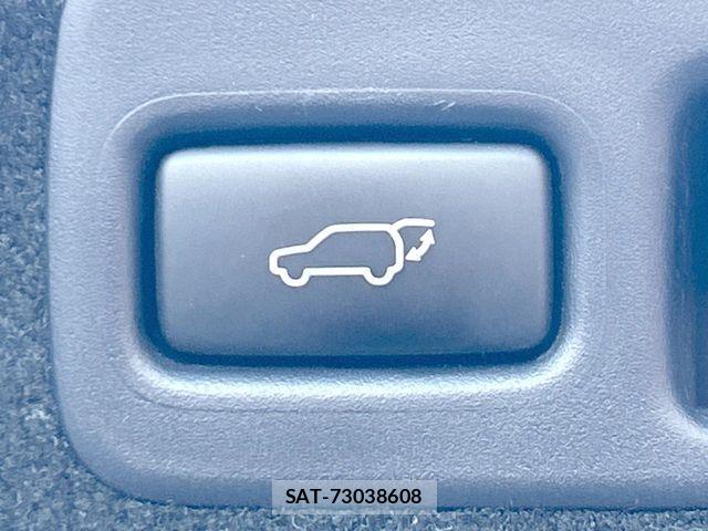Toyota HARRIER 2018-06 8871097-7