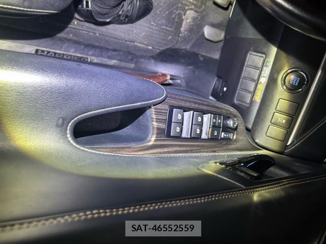 Toyota HARRIER 2015-07 8871101-12