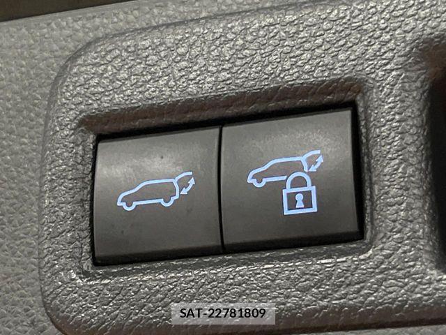 Toyota HARRIER 2021-10 8871093-6