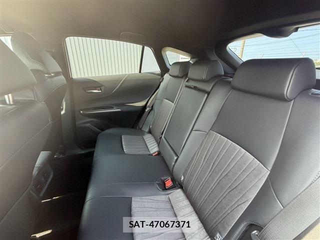 Toyota HARRIER 2026-04 8871091-14