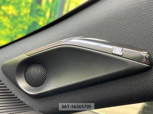 Toyota HARRIER 2021-12 8879947-4