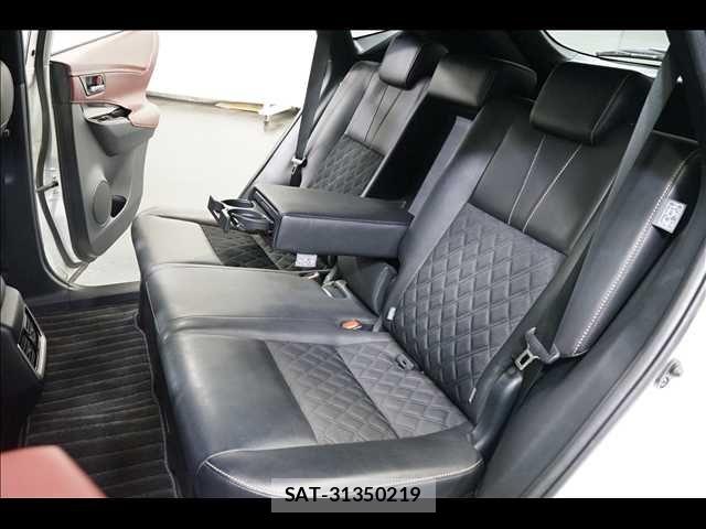 Toyota HARRIER 2018-09 8879957-17