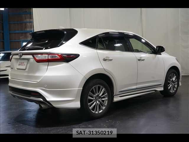 Toyota HARRIER 2018-09 8879957-8