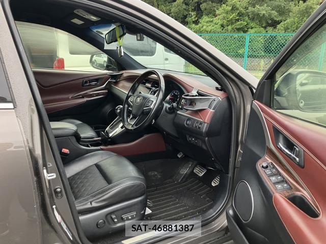 Toyota HARRIER 2015-04 8879967-9